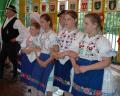 dievčence zo súboru Rosička  (Maďarsko)
