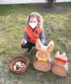 Milá aktivitka v Trstenom pri Hornáde potešila vyše 50 rodín. V obci nainštalovali štyri páry zajačikov s košíkmi, do ktorých mali doniesť vlastné ozdobené vajíčka. Kto sa pri tom odfotil a zavesil svoju fotku na FB, dostal odmenu od zajačika